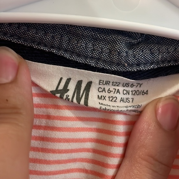 H&M kids button up - Picture 2 of 3